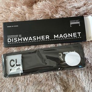 Dishwasher magnet sign